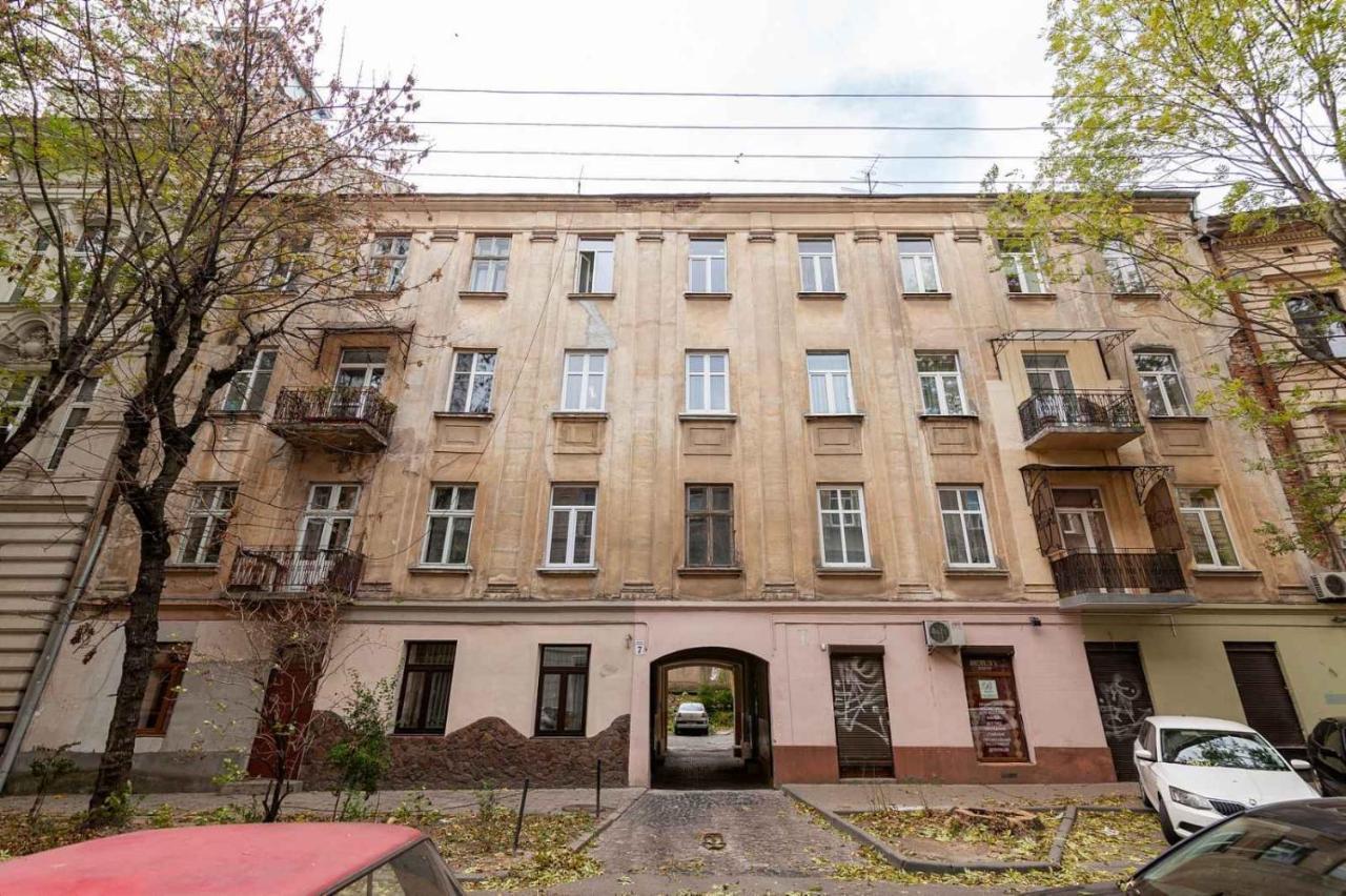 Apartamento Ogienko Street Center Leópolis Exterior foto